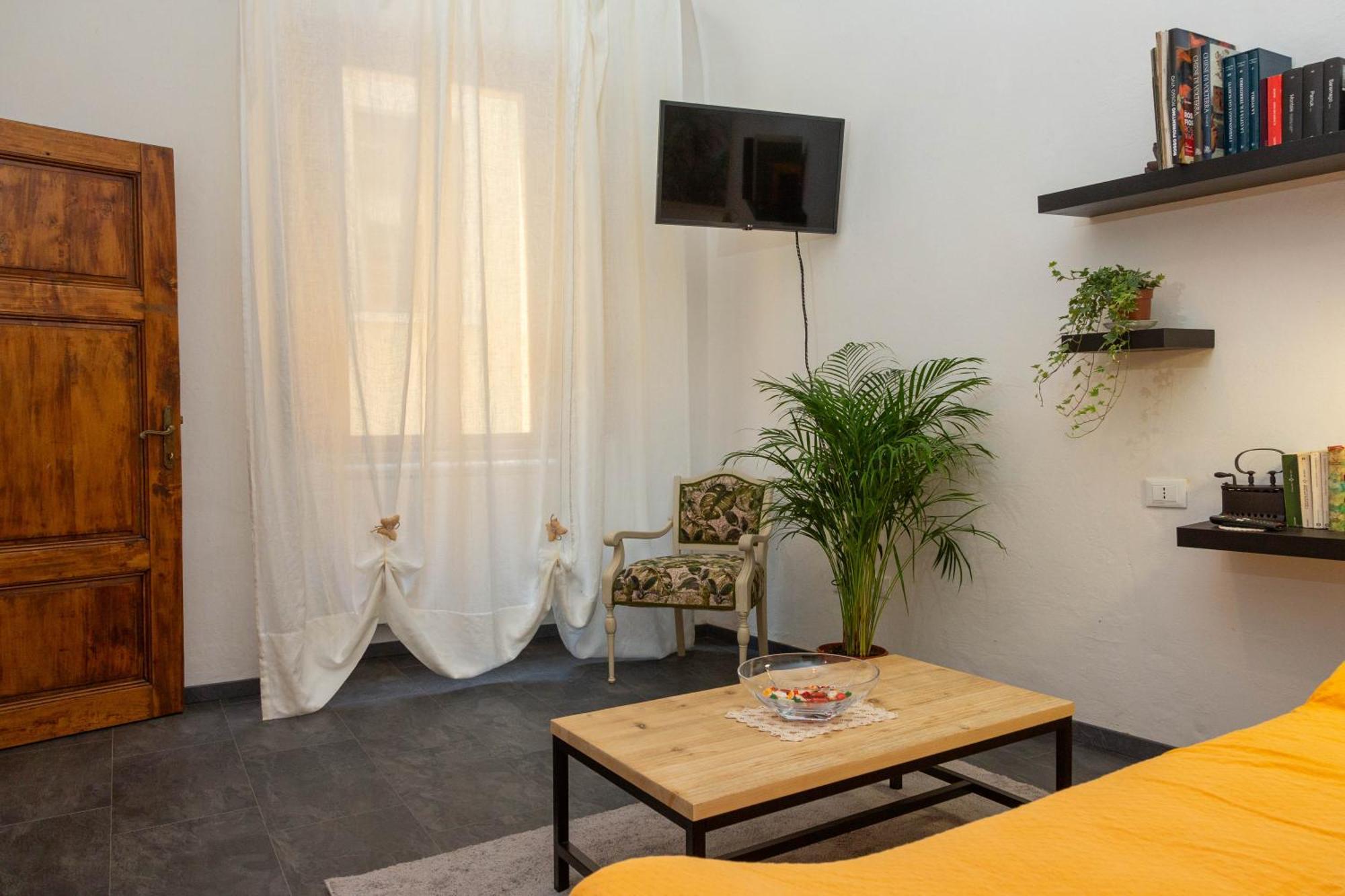 Il Cantuccio- Appartamento In Centro Con Giardino Volterra Eksteriør bilde